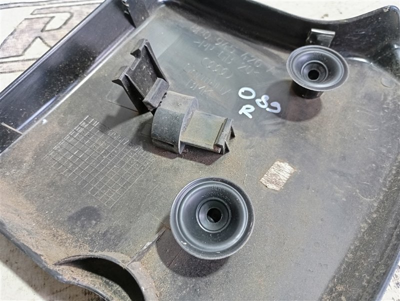 Крышка фонаря Audi Q5 2012 8R