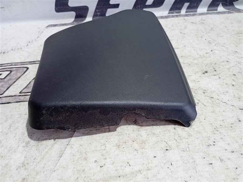 Крышка фонаря Audi Q5 2012 8R