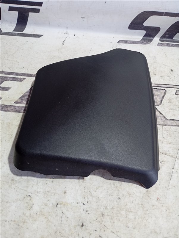 Крышка фонаря Audi Q5 2013 8R