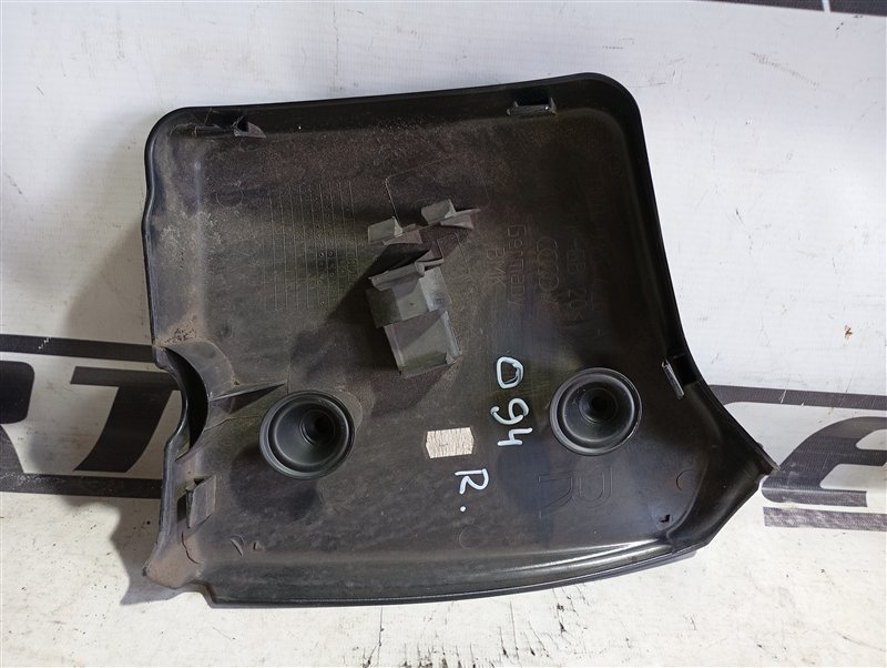 Крышка фонаря Audi Q5 2013 8R