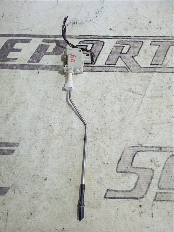 Актуатор лючка топливного бака Volkswagen Passat 2008 B6