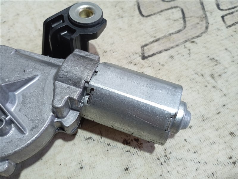 Моторчик стеклоочистителя Volkswagen Touran 2011 1T