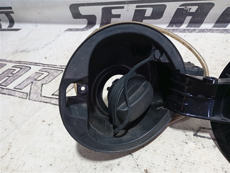 Лючок топливного бака Volkswagen Passat 2008 B6