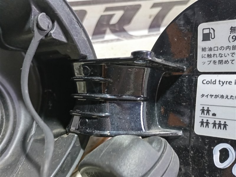 Лючок топливного бака Volkswagen Passat 2008 B6