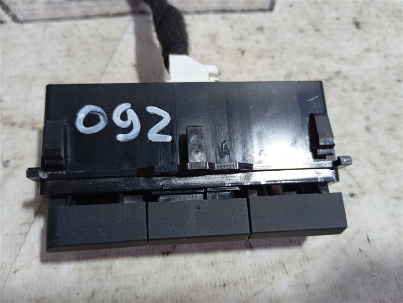 Кнопка ESP Audi A3 2009 8P