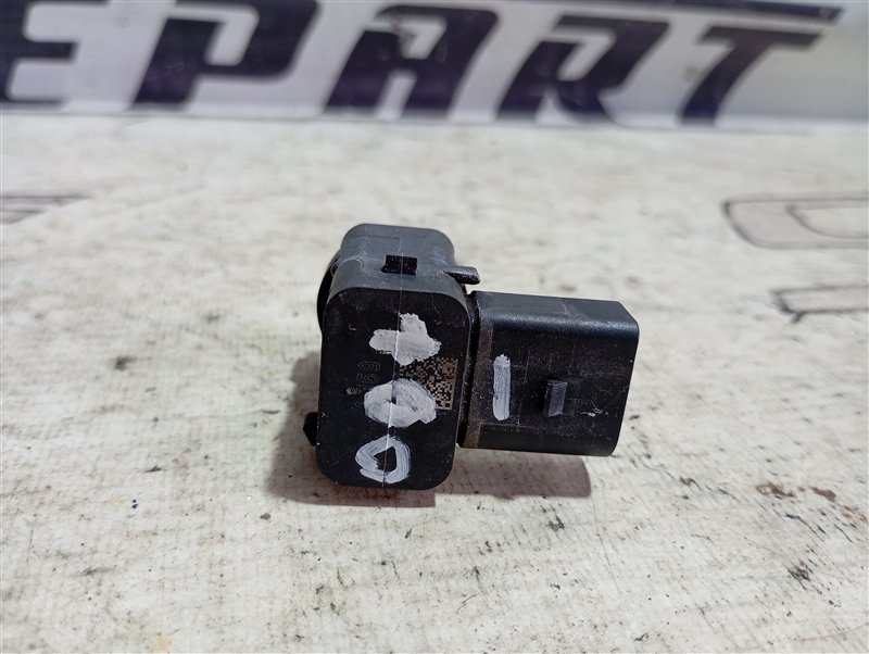 Датчик парктроника Volkswagen Touareg 2008