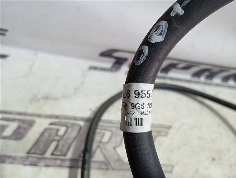 Шланг омывателя фар Volkswagen Touareg 2008