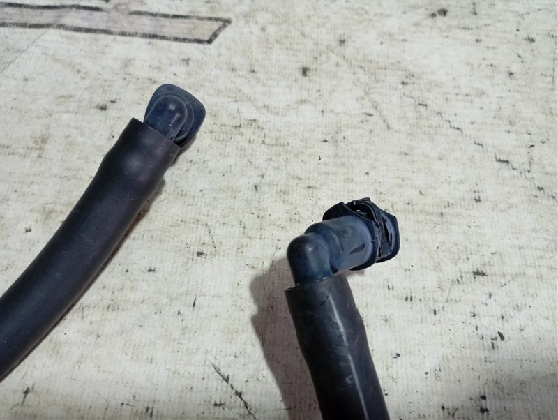 Шланг омывателя фар Volkswagen Touareg 2008