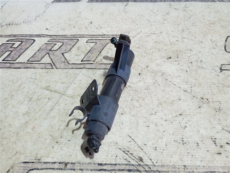 Форсунка омывателя фар Volkswagen Touareg 2008