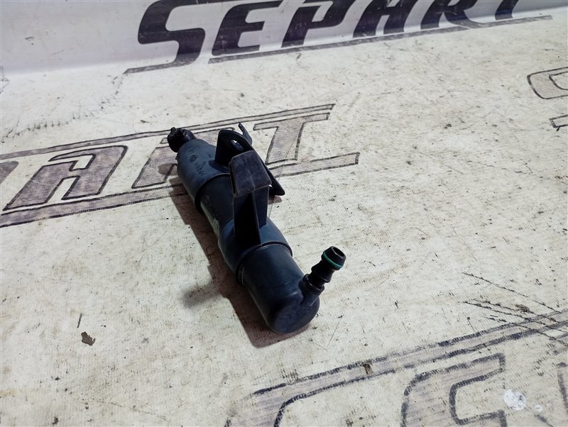 Форсунка омывателя фар Volkswagen Touareg 2008