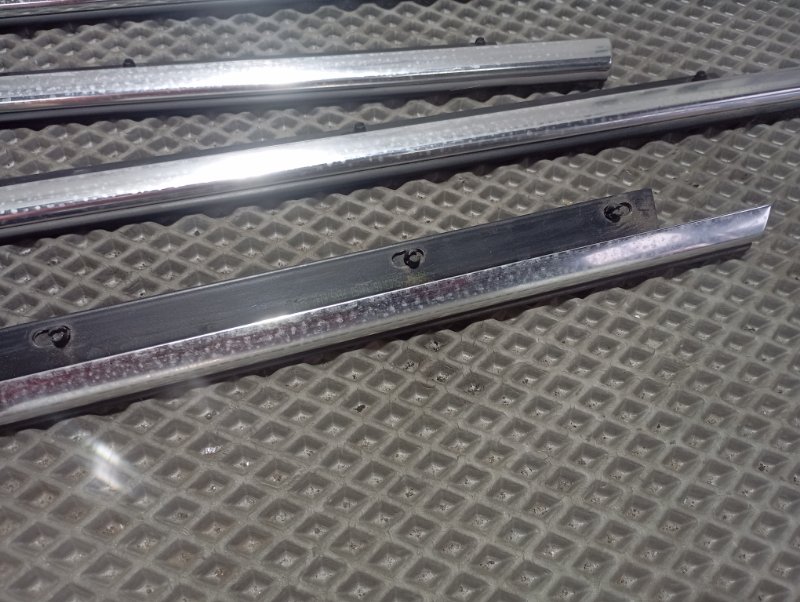 Молдинги дверей Audi A4 2006 B7