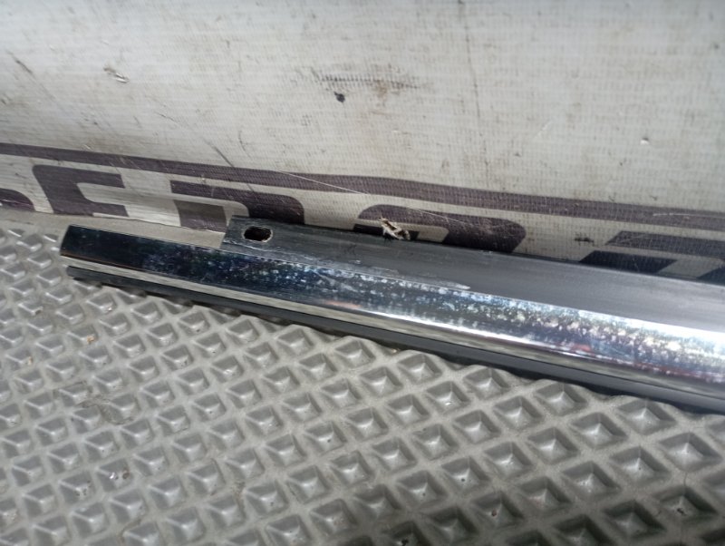 Молдинги дверей Audi A4 2006 B7