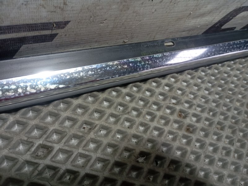 Молдинги дверей Audi A4 2006 B7