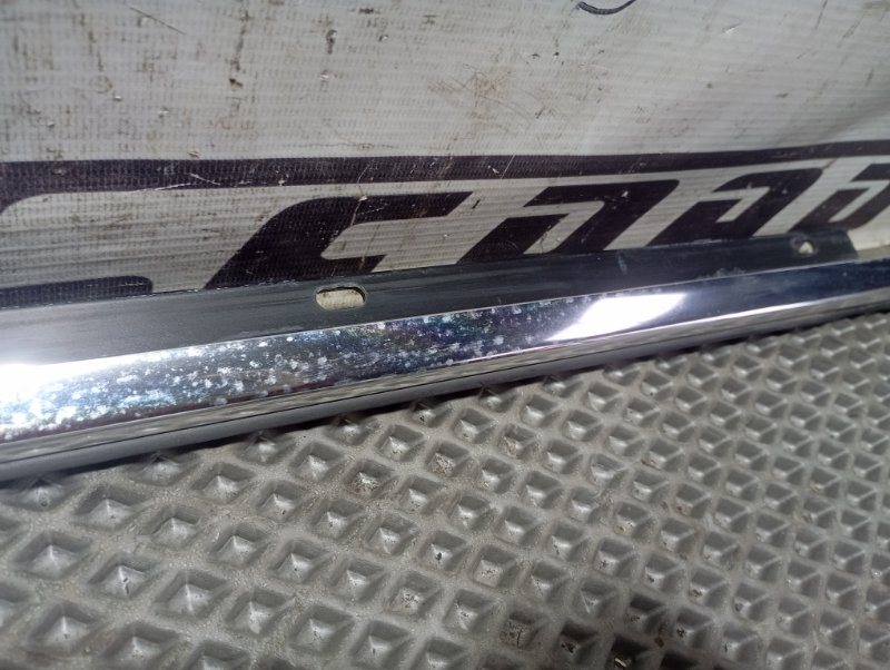 Молдинги дверей Audi A4 2006 B7