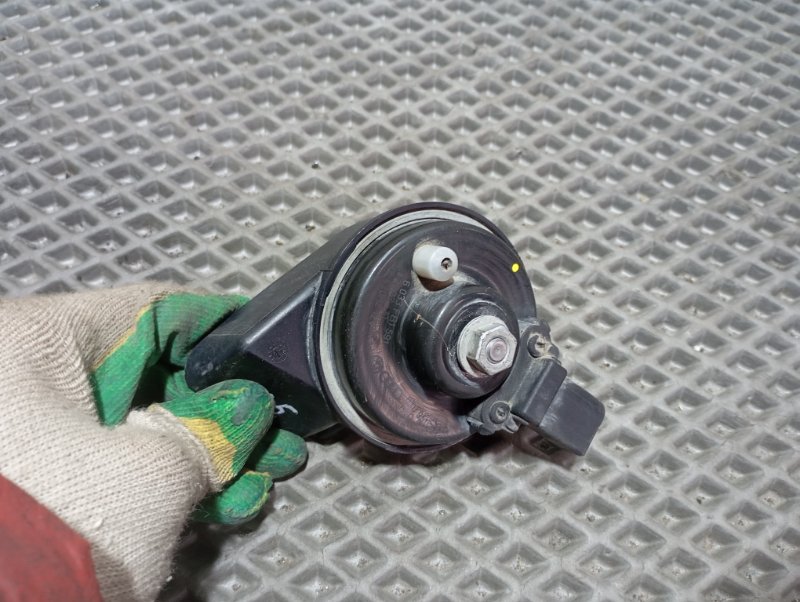 Сигнал звуковой Audi Q5 2010 8R