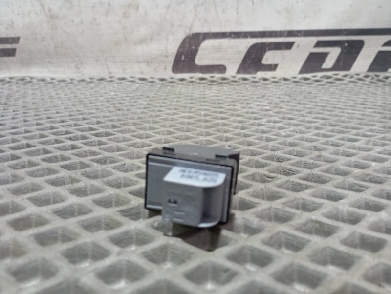 Кнопка стеклоподъемника Audi A4 2006 B7