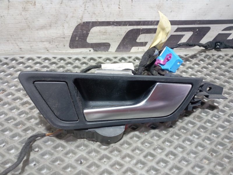 Ручки дверей внутренние Audi Q5 2010 8R