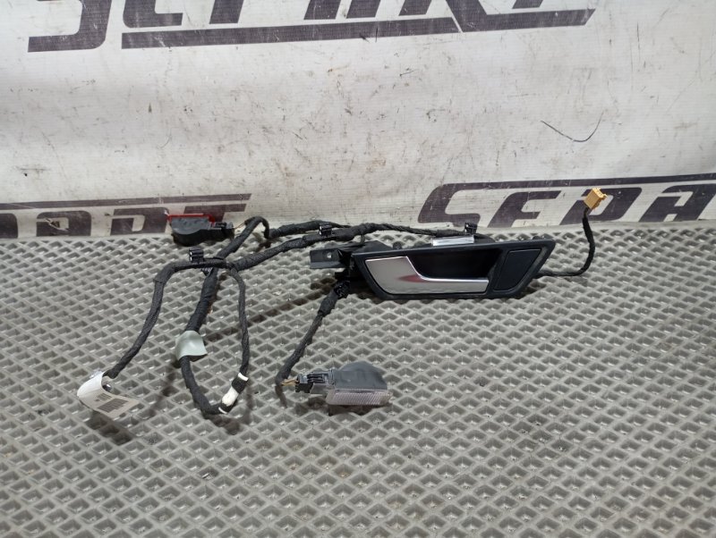 Ручки дверей внутренние Audi Q5 2010 8R