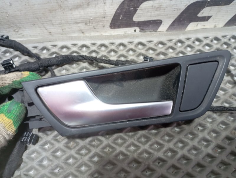 Ручки дверей внутренние Audi Q5 2010 8R