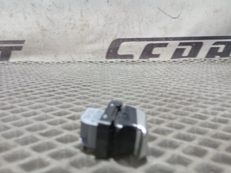 Кнопка стеклоподъемника Audi A6 ALLROAD 2014 C7