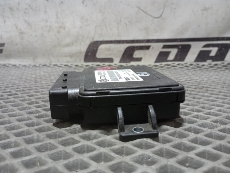 Блок управления стояночным тормозом Audi A6 2007 C6