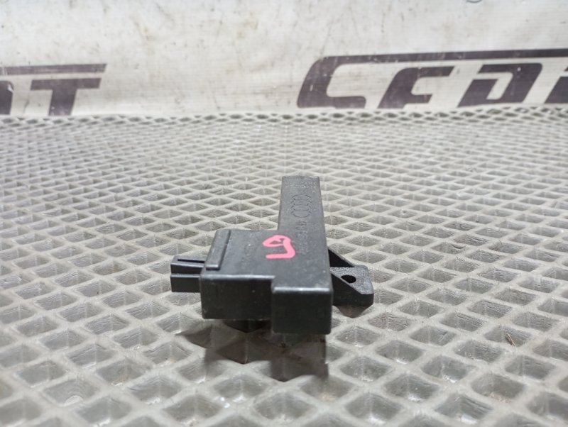 Антенна бесключевого доступа Audi A6 2007 C6