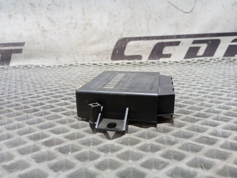 Блок управления парктроником Audi A6 2007 C6