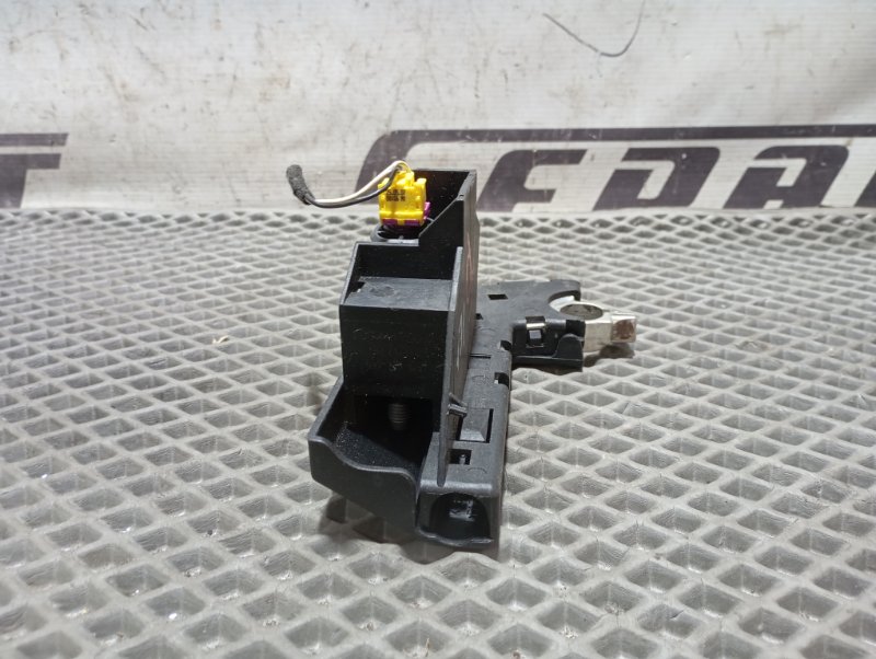 Клемма аккумулятора плюс Audi A6 2007 C6