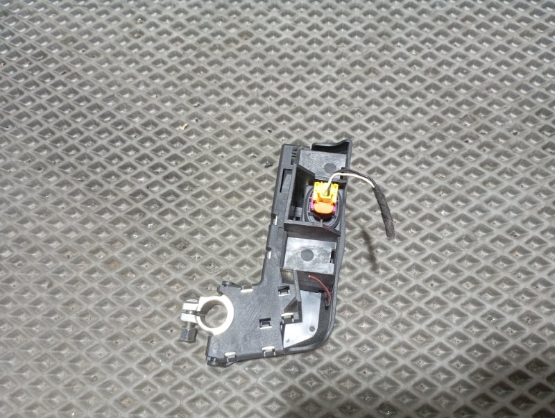 Клемма аккумулятора плюс Audi A6 2007 C6