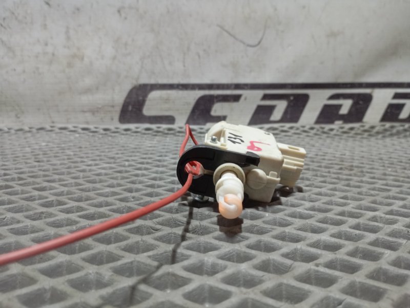 Актуатор лючка топливного бака Audi A6 2007 C6