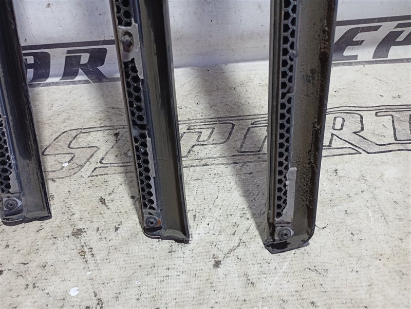 Молдинги дверей Volkswagen Passat 2012 B7