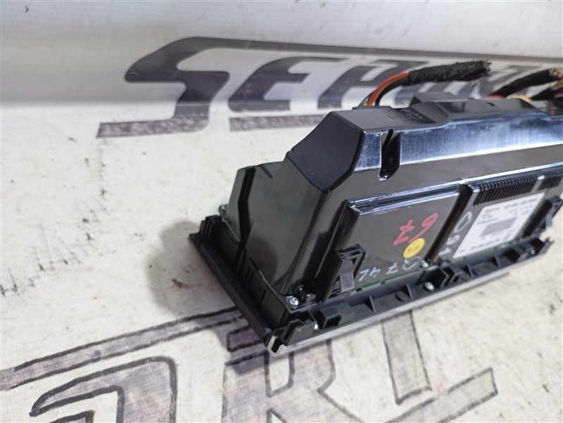 Блок управления климат-контролем Audi Q7 2010 4L