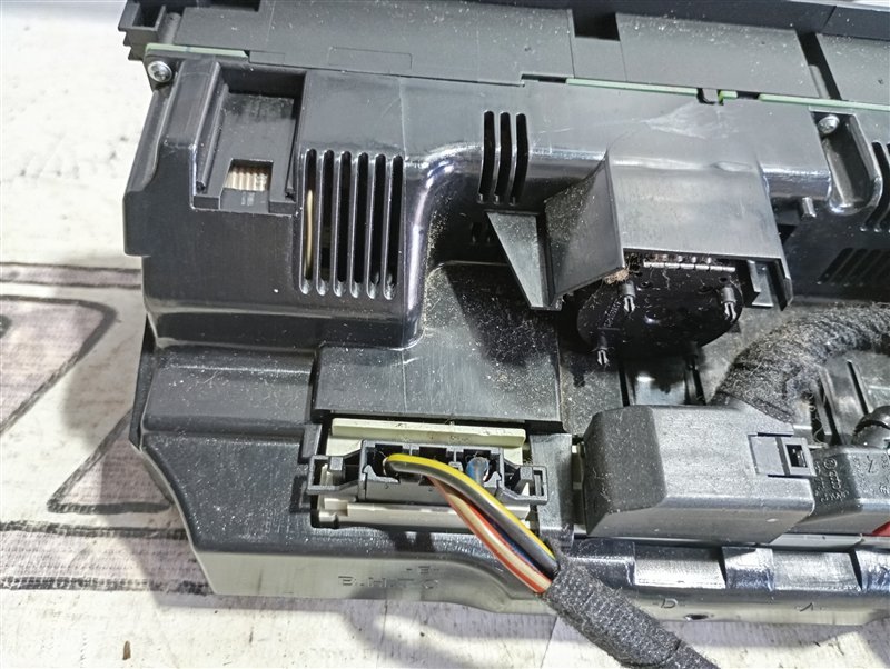 Блок управления климат-контролем Audi Q7 2010 4L