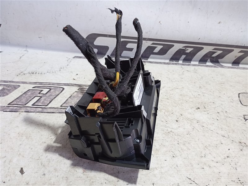 Блок управления климат-контролем Audi Q7 2010 4L