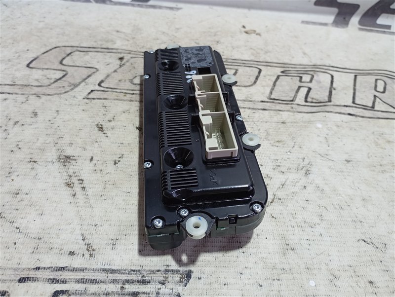 Блок управления климат-контролем Volkswagen Passat 2008 B6