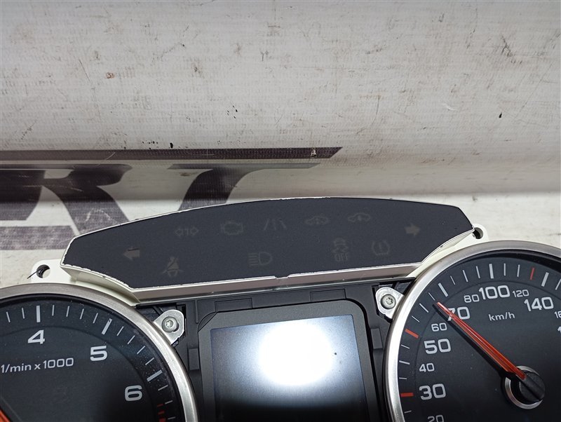 Панель приборов Audi Q7 2010 4L