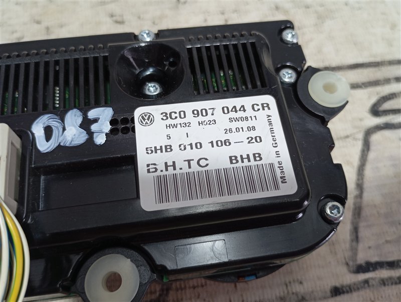 Блок управления климат-контролем Volkswagen Passat 2008 B6