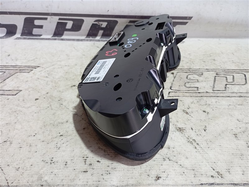 Панель приборов Audi Q5 2012 8R