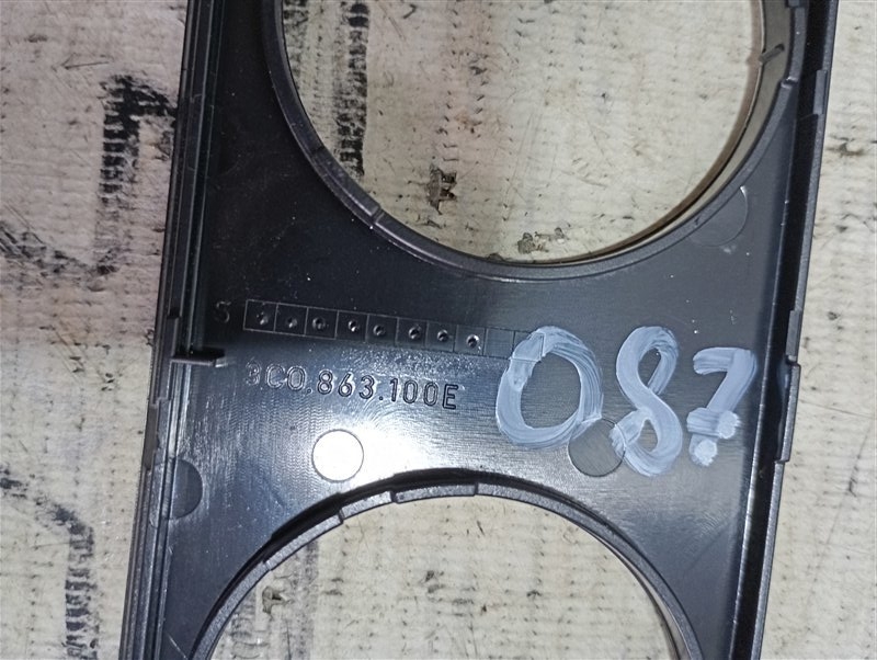 Рамка блока климат-контроля Volkswagen Passat 2008 B6