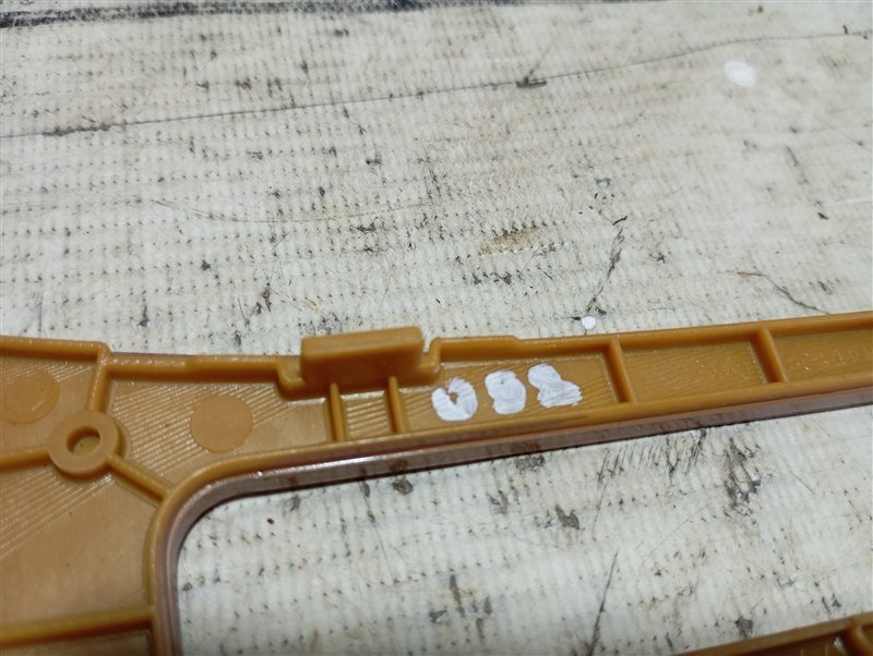 Рамка блока климат-контроля Volkswagen Passat 2006 B6