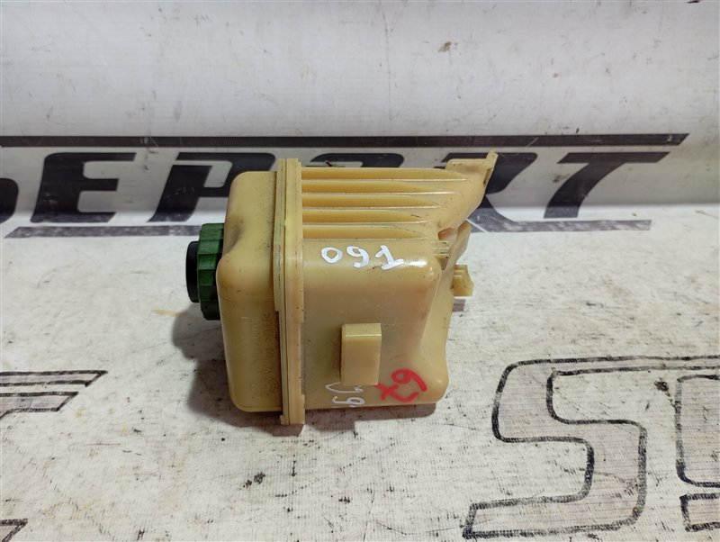 Бачок гидроусилителя руля Audi Q7 2010 4L