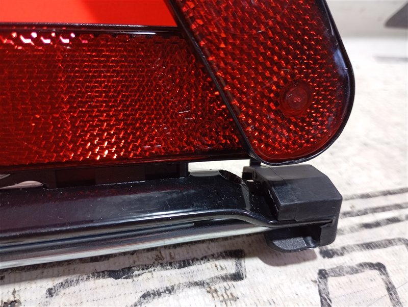 Знак аварийной остановки Volkswagen Passat 2002 B5