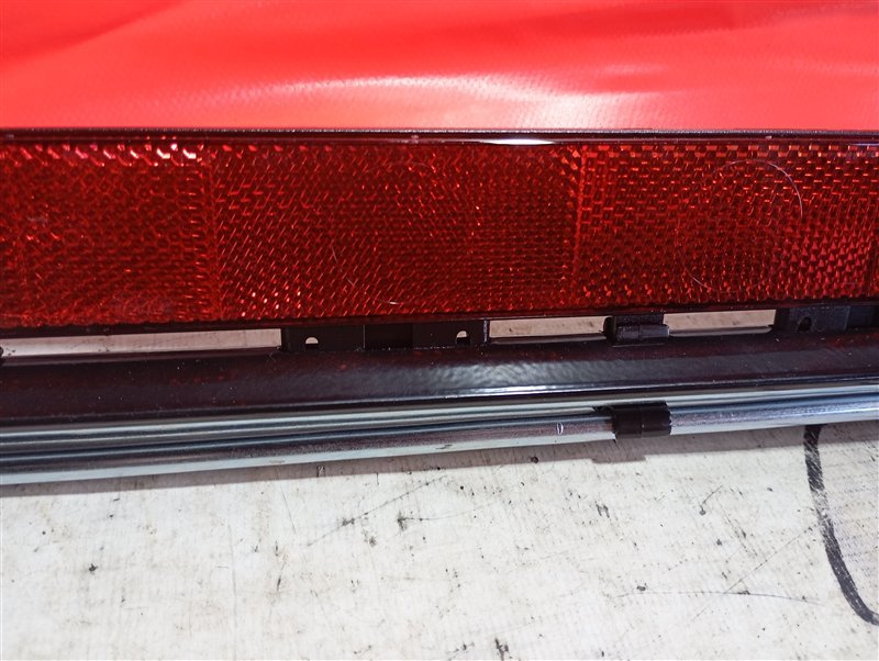 Знак аварийной остановки Volkswagen Passat 2002 B5