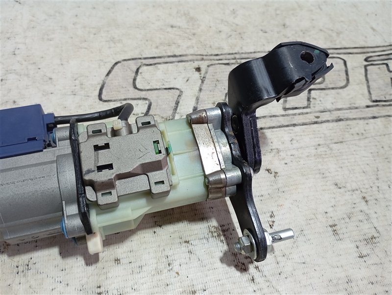 Электропривод крышки багажника Audi Q7 2010 4L