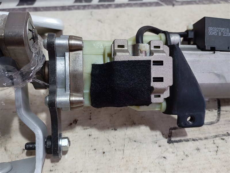 Электропривод крышки багажника Audi Q5 2012 8R