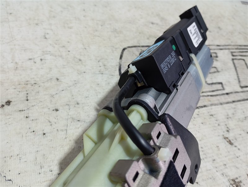 Электропривод крышки багажника Audi Q5 2012 8R