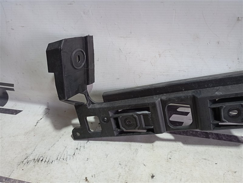 Кронштейн бампера Volkswagen Passat 2008 B6