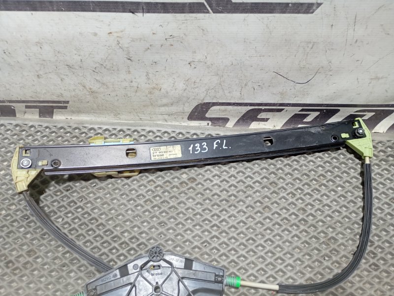 Стеклоподъемник Audi A4 2008 B8