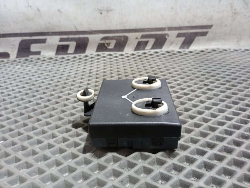 Блок управления двери Audi A4 2008 B8