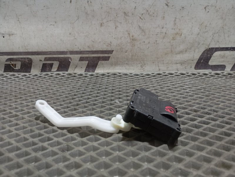 Сервопривод заслонки печки Audi A6 2007 C6